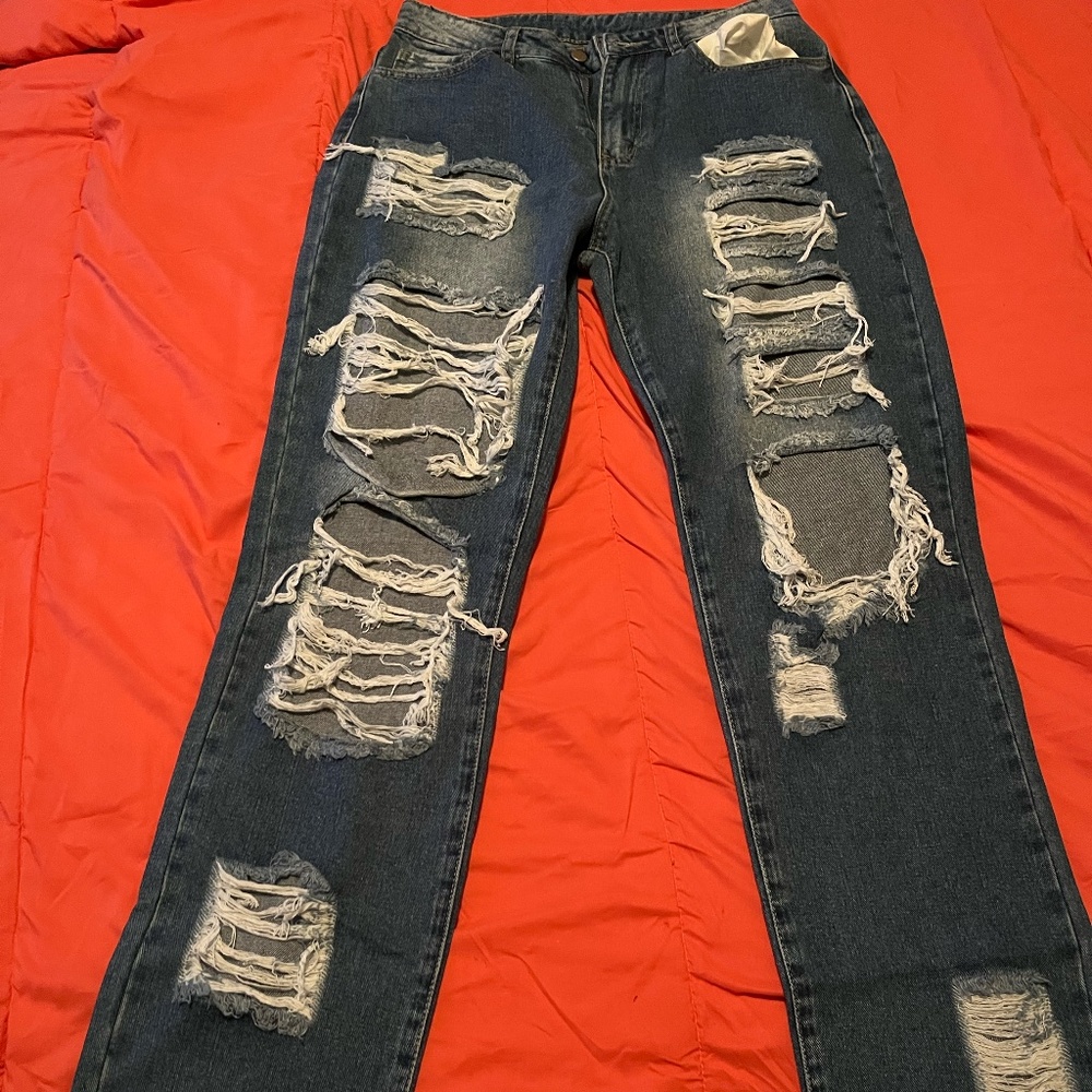 straight leg ripped jeans